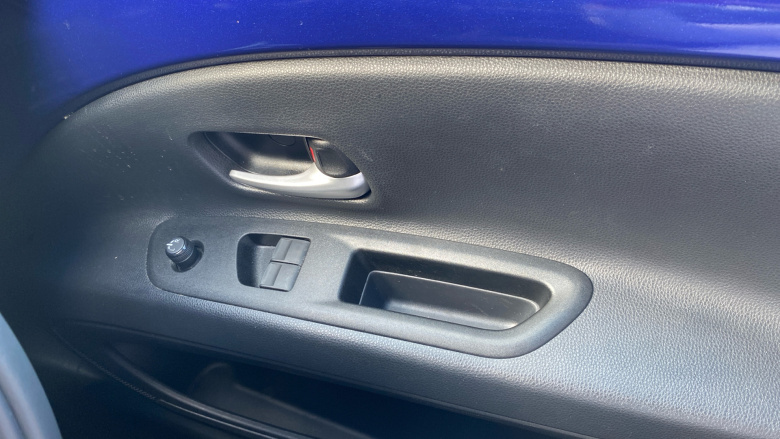 Toyota Aygo X 1.0 VVT-i Edge 5dr Auto Petrol Hatchback